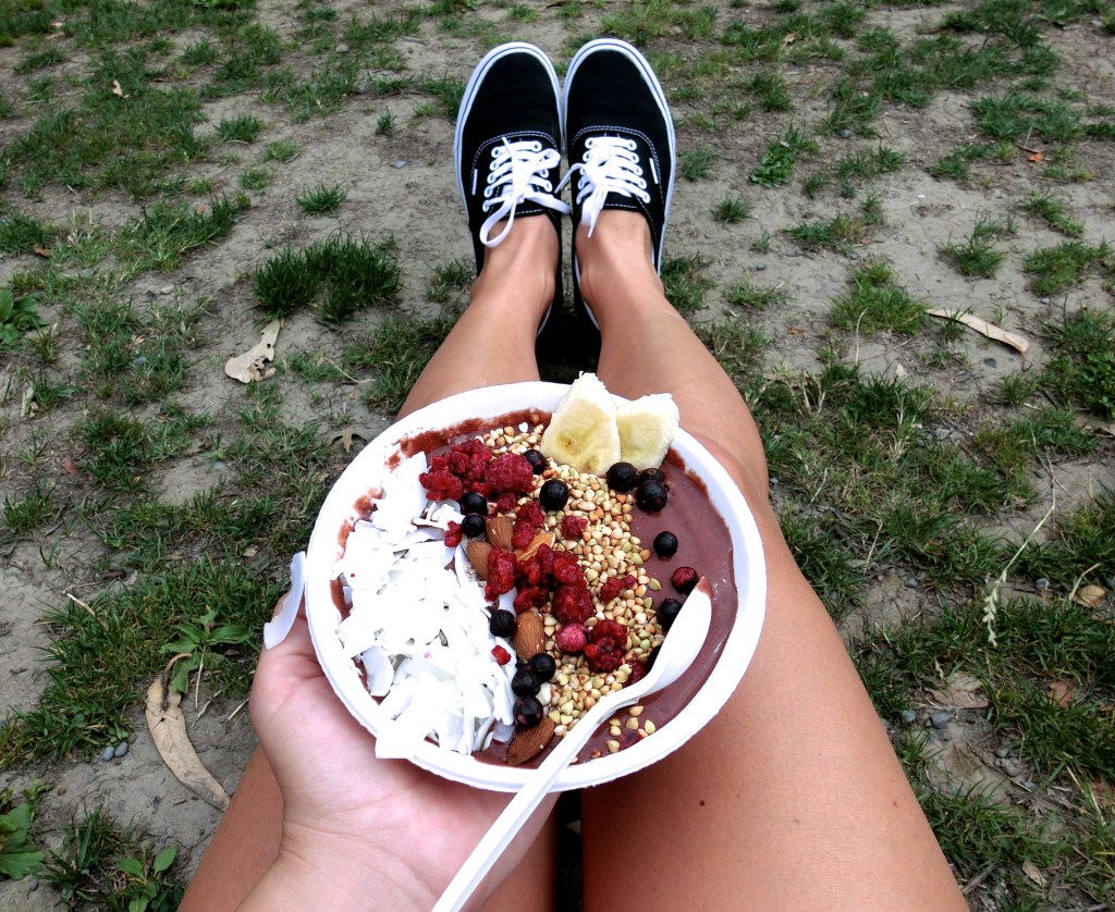 Acai bowl