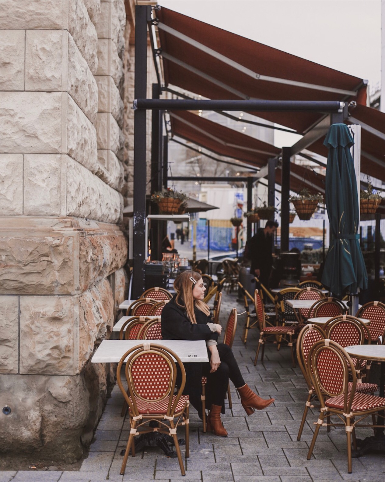 3F15E725-39A5-47FC-8FDF-BBCFD4328DDF