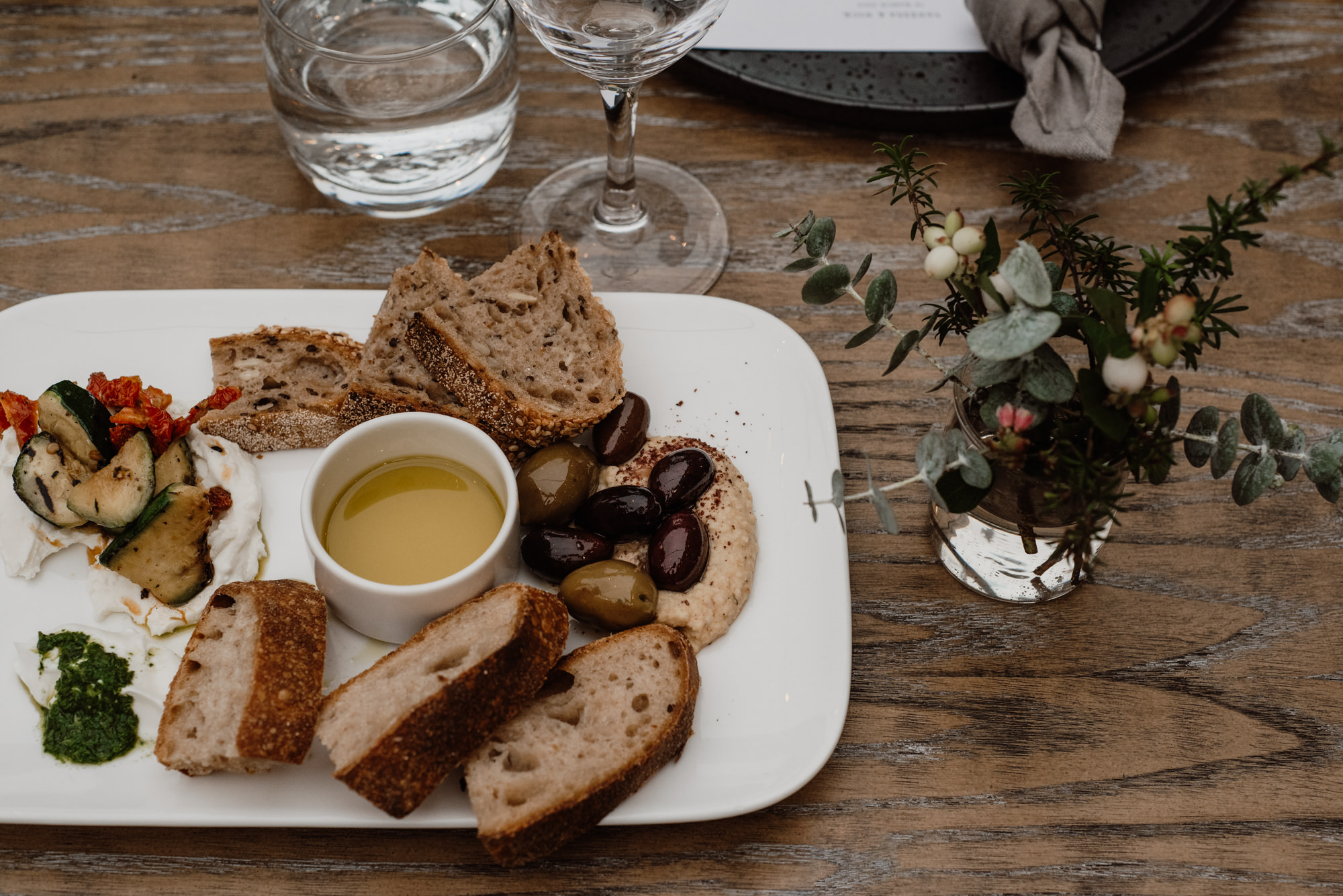 Vanessa and Nick - Low Res - Ana Galloway Photography-568